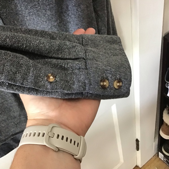 Gray 100% Cotton Heathered button up long sleeve top large - Picture 5 of 9